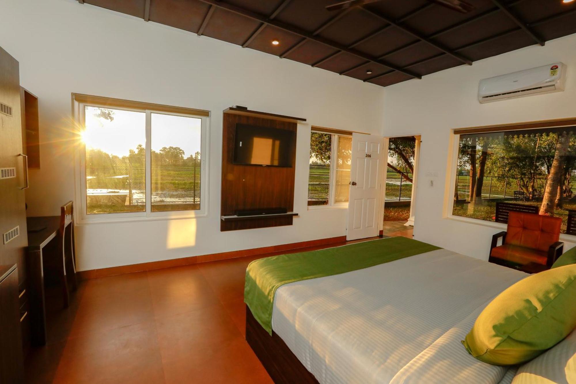 Paadam By The Backwaters Kumarakom Exterior photo