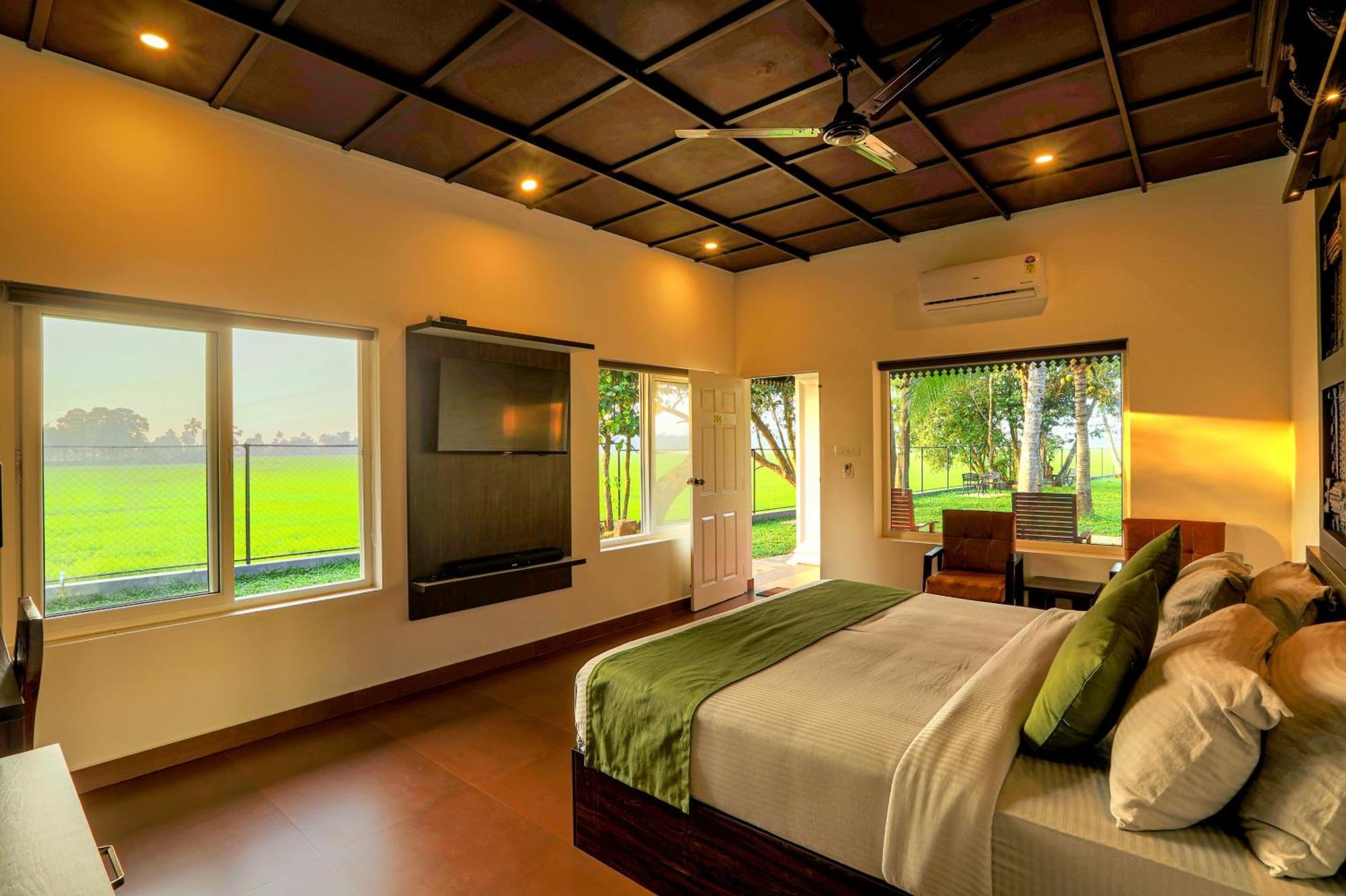 Paadam By The Backwaters Kumarakom Exterior photo